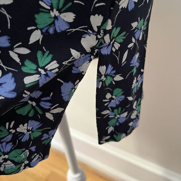 J Jill Women Top Blouse Sz S Blue Floral Wearever Smocked Tunic Stretch Ruffled - Picture 6 of 9